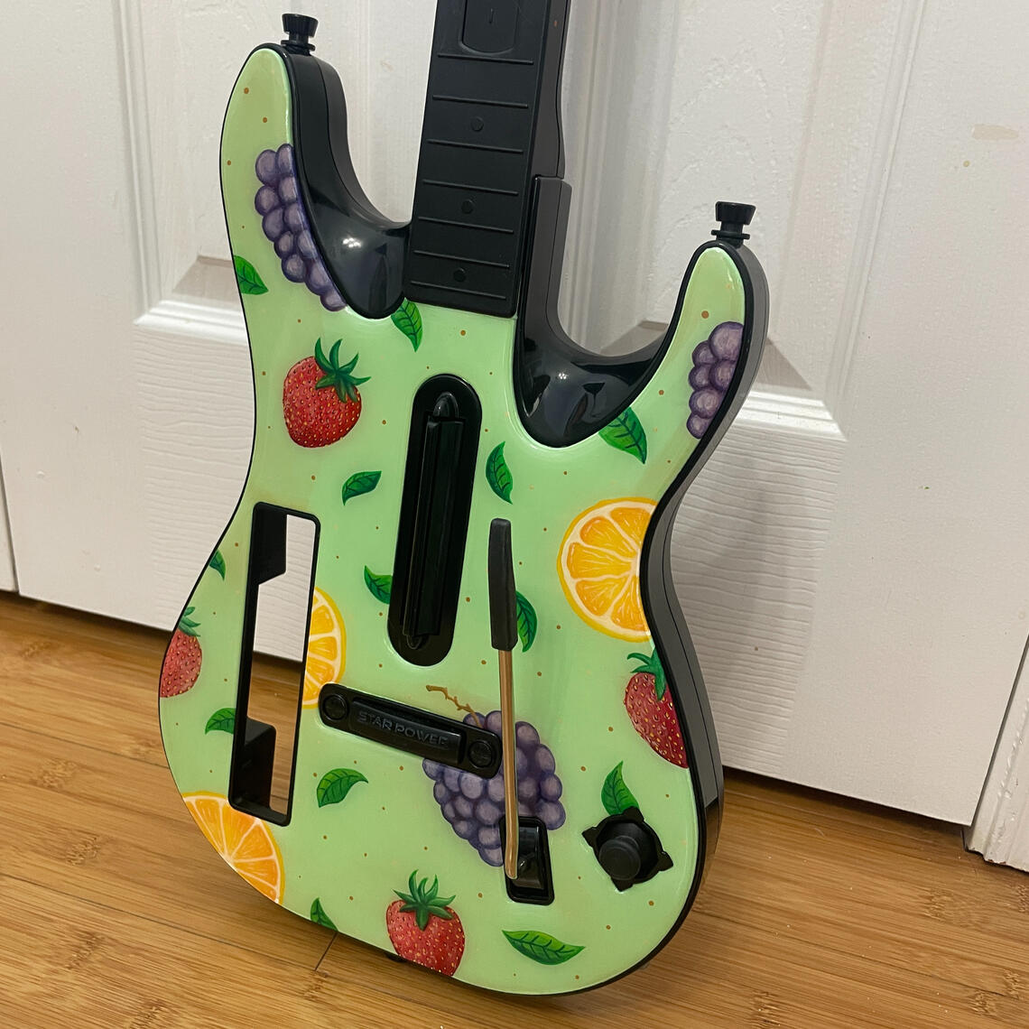 World Tour GH Plate Fruit Design